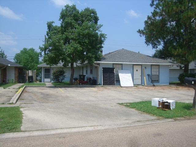 11535 Stan Ave in Baton Rouge, LA - Building Photo