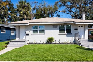 637-637 17th Ave S in St. Petersburg, FL - Building Photo