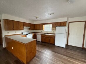 2170 Pottertown Rd, Unit Pottertown 7 in Midway, TN - Building Photo - Building Photo