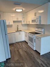 751 Pine Dr in Pompano Beach, FL - Building Photo - Building Photo