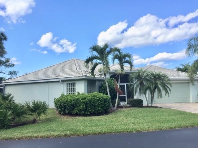 2001 King Tarpon Dr in Punta Gorda, FL - Foto de edificio