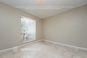 12809 Spurrier Ln in Orlando, FL - Foto de edificio - Building Photo