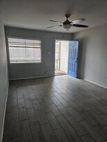 306 North St in Houston, TX - Building Photo