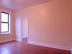 1649 Nelson Ave in Bronx, NY - Building Photo - Interior Photo