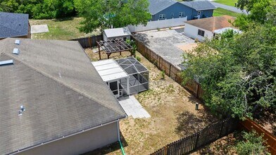 11366 Riddle Dr in Spring Hill, FL - Building Photo - Building Photo