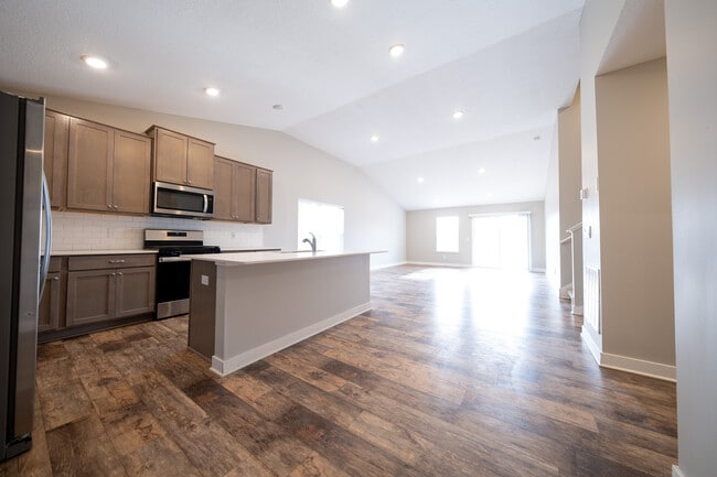 property at 5109 Mustang Dr