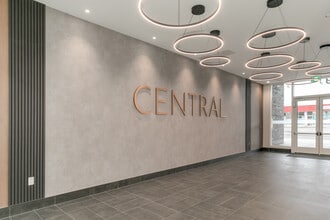 Central in Kelowna, BC - Building Photo - Lobby