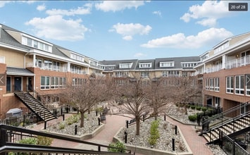 368 Rector St, Unit 421 in Perth Amboy, NJ - Foto de edificio - Building Photo