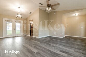 2607 Thomas Ln in North Port, FL - Building Photo - Building Photo