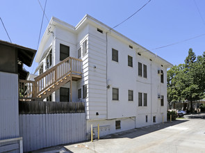 1417-1423 26th St in Sacramento, CA - Building Photo - Building Photo