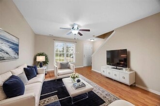 235 New Richmond Dr in Wentzville, MO - Building Photo - Building Photo