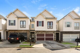 34 Madaline Ln in Dawsonville, GA - Building Photo