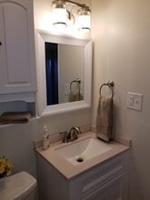 2807 Middle Rd, Unit 1 in Glenshaw, PA - Foto de edificio - Building Photo