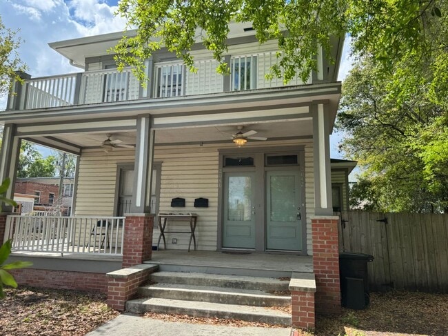 2040 N Laura St in Jacksonville, FL - Foto de edificio - Building Photo