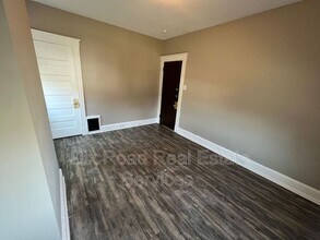 2009 Ryan Ave in Cincinnati, OH - Building Photo - Building Photo