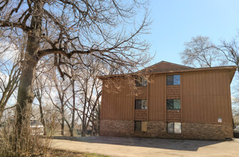 Northern Hills Apartments in Omaha, NE - Building Photo - Building Photo