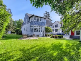 544 Onwentsia Ave in Highland Park, IL - Building Photo