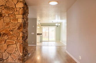 651 Hill St in Los Alamos, CA - Building Photo - Building Photo