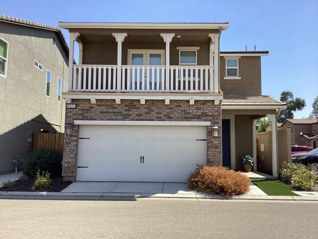 property at 2573 Daisy Dr