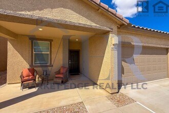 6314 S Crescent Peak Dr in Tucson, AZ - Building Photo - Building Photo