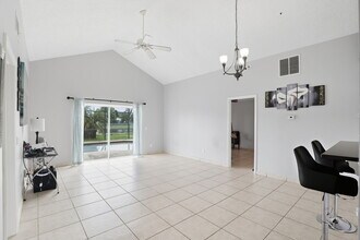 1031 Apopka Woods Ln in Orlando, FL - Building Photo - Building Photo