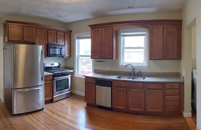 50 Lambert St, Unit 1 in Medford, MA - Building Photo - Building Photo
