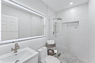 6371 SW 23rd St in Miami, FL - Building Photo - Building Photo