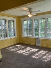 438 California Ave in Webster Groves, MO - Building Photo - Building Photo