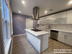 20 Marie Ave, Unit 2 in Cambridge, MA - Building Photo - Building Photo