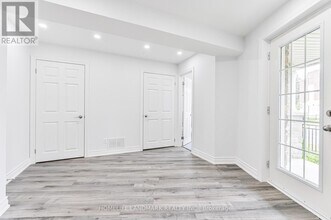 154 Roy Grv Wy in Markham, ON - Building Photo - Building Photo