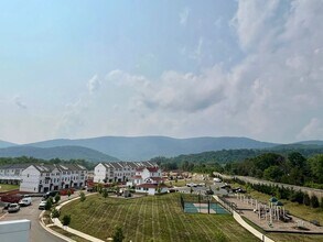 2931 McComb St in Crozet, VA - Building Photo - Building Photo