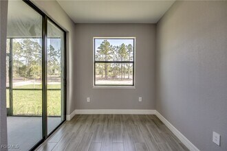 923 Belmont St E in Lehigh Acres, FL - Building Photo - Building Photo