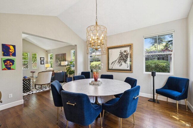 2108 W Lincoln Ave in Napa, CA - Building Photo - Building Photo