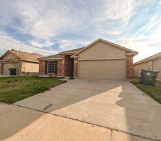 7745 Corral Dr in Corpus Christi, TX - Building Photo