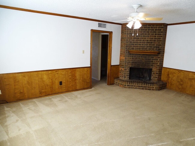 6109 38th St in Lubbock, TX - Building Photo - Building Photo