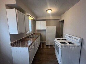 3915 Hillside Ave in Indianapolis, IN - Building Photo - Building Photo