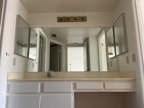 2490 Village Green in Santa Maria, CA - Building Photo - Building Photo