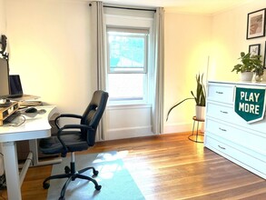 30 Hillside Ave in Quincy, MA - Building Photo - Building Photo