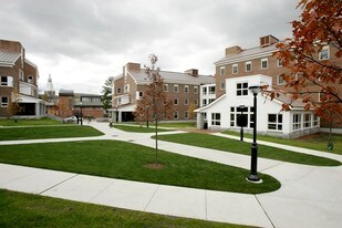 McLaughlin Cluster Residence Halls Apartamentos