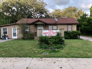 10803 N Annette Ave in Tampa, FL - Building Photo - Building Photo