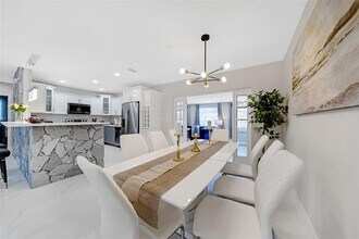 241 Oceanic Ave in Lauderdale-by-the-Sea, FL - Building Photo - Building Photo