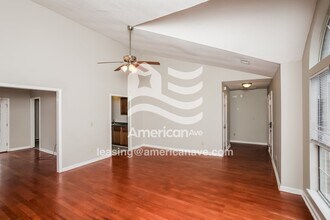 128 Winslow Way in Columbia, SC - Foto de edificio - Building Photo