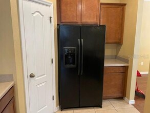 5518 Kinglethill Dr in Fish Hawk, FL - Building Photo - Building Photo