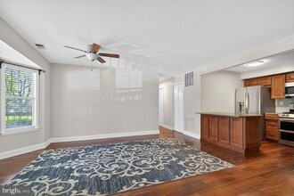 119 Commonwealth Ct, Unit 1 in Princeton, NJ - Foto de edificio - Building Photo