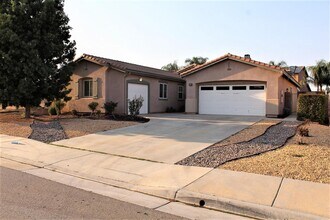 25556 Cedar River Ct in Menifee, CA - Building Photo - Building Photo