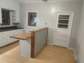 4 1st Ave SW in Faribault, MN - Building Photo - Building Photo