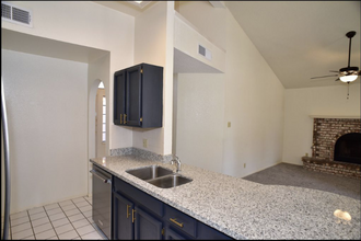 3012 Silver Lake Pl in El Paso, TX - Building Photo - Building Photo