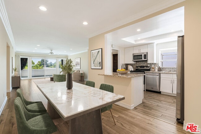 property at 4950 Louise Ave