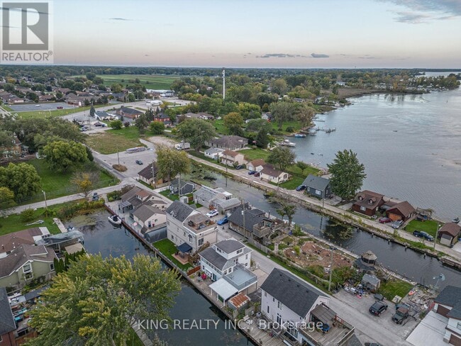 property at 42 Wahneta Ave
