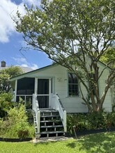 1903 Chatham Ave in Tybee Island, GA - Building Photo - Building Photo